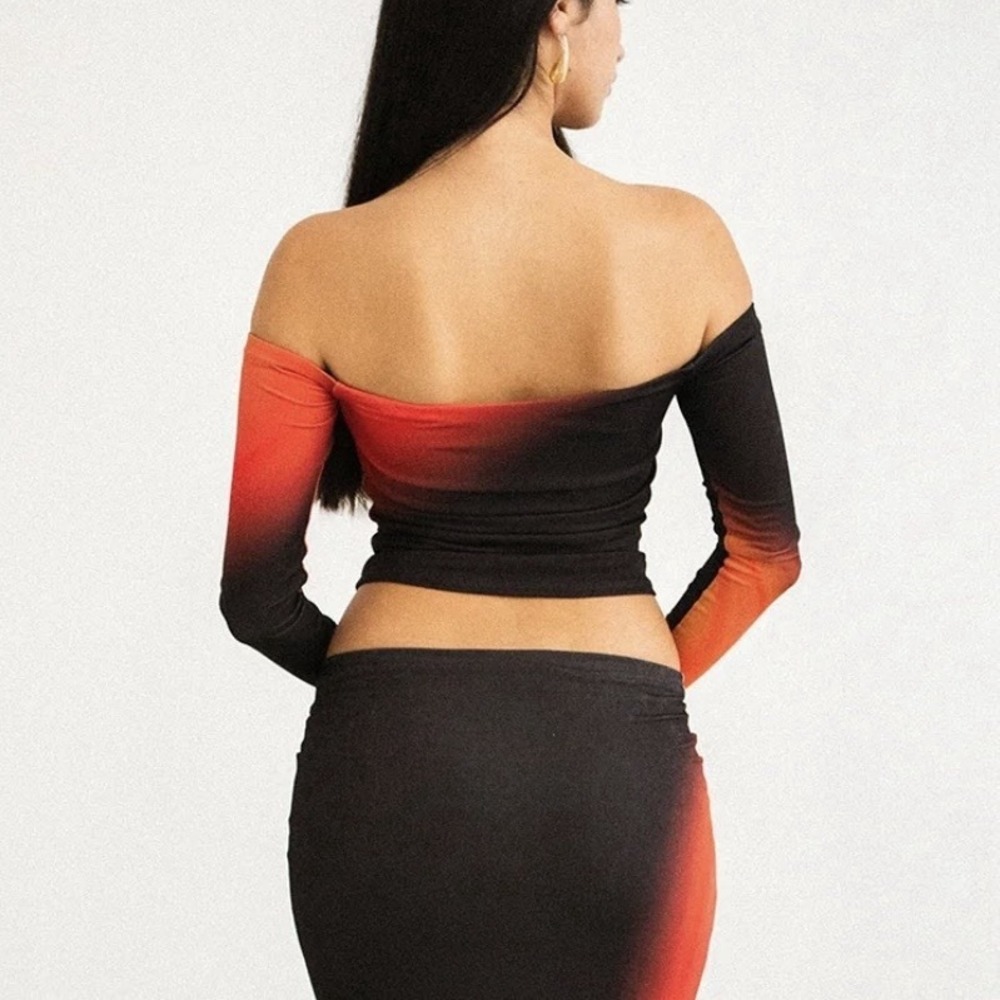 Feners Yo x Ti Top In Matahari Off The Shoulder Long Sleeve NWT Sz XS - Picture 4 of 10